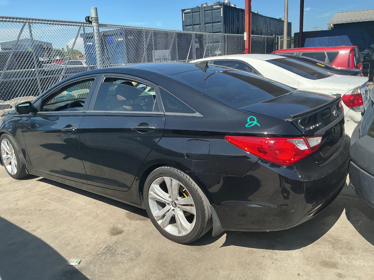 Photo of 2013 Hyundai Sonata