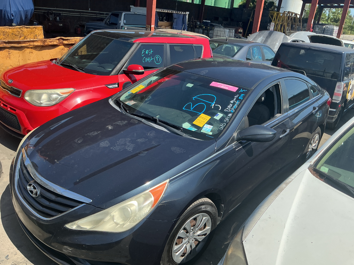 Photo of 2011 Hyundai Sonata