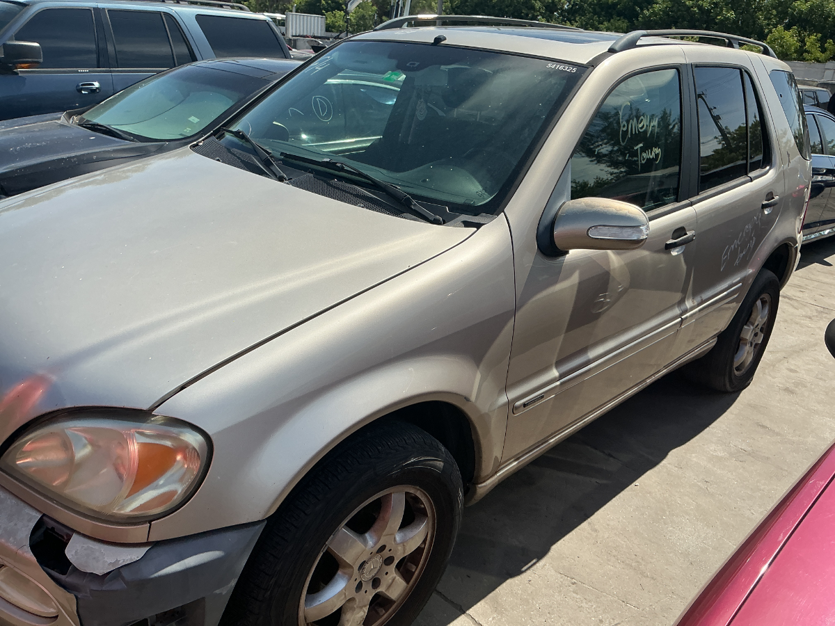 Photo of 2004 Mercedes-Benz M-Class