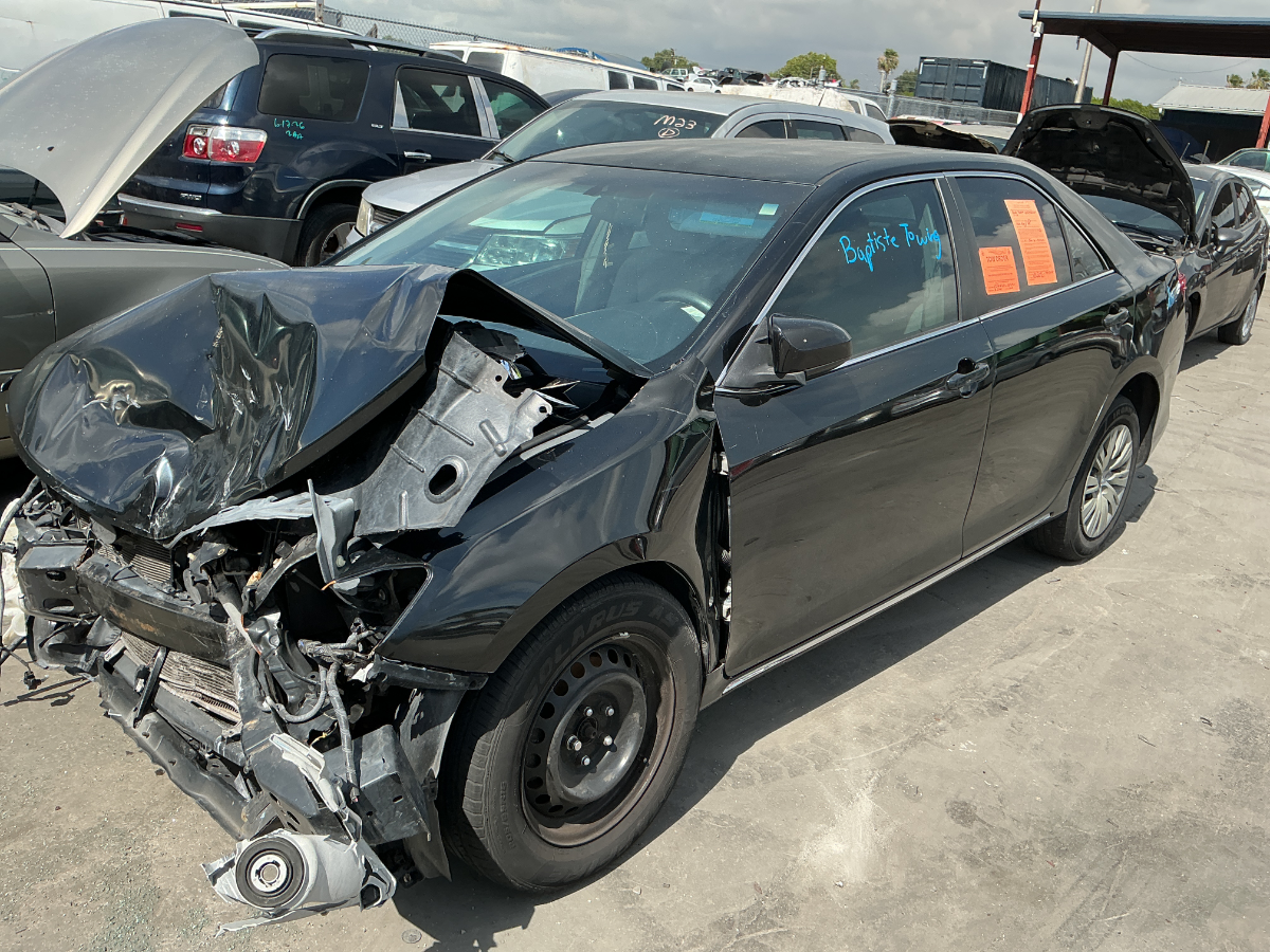 Photo of 2014 Toyota Camry