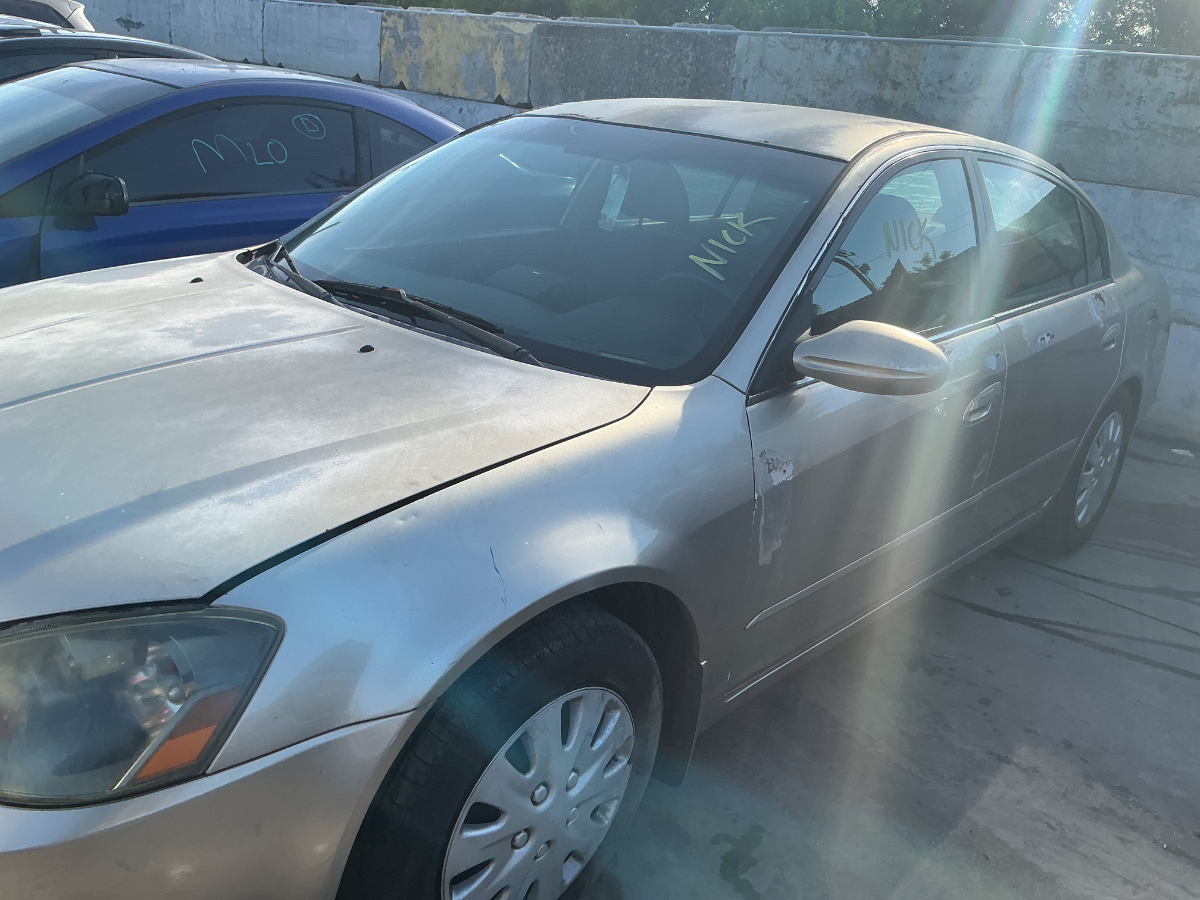Photo of 2006 Nissan Altima