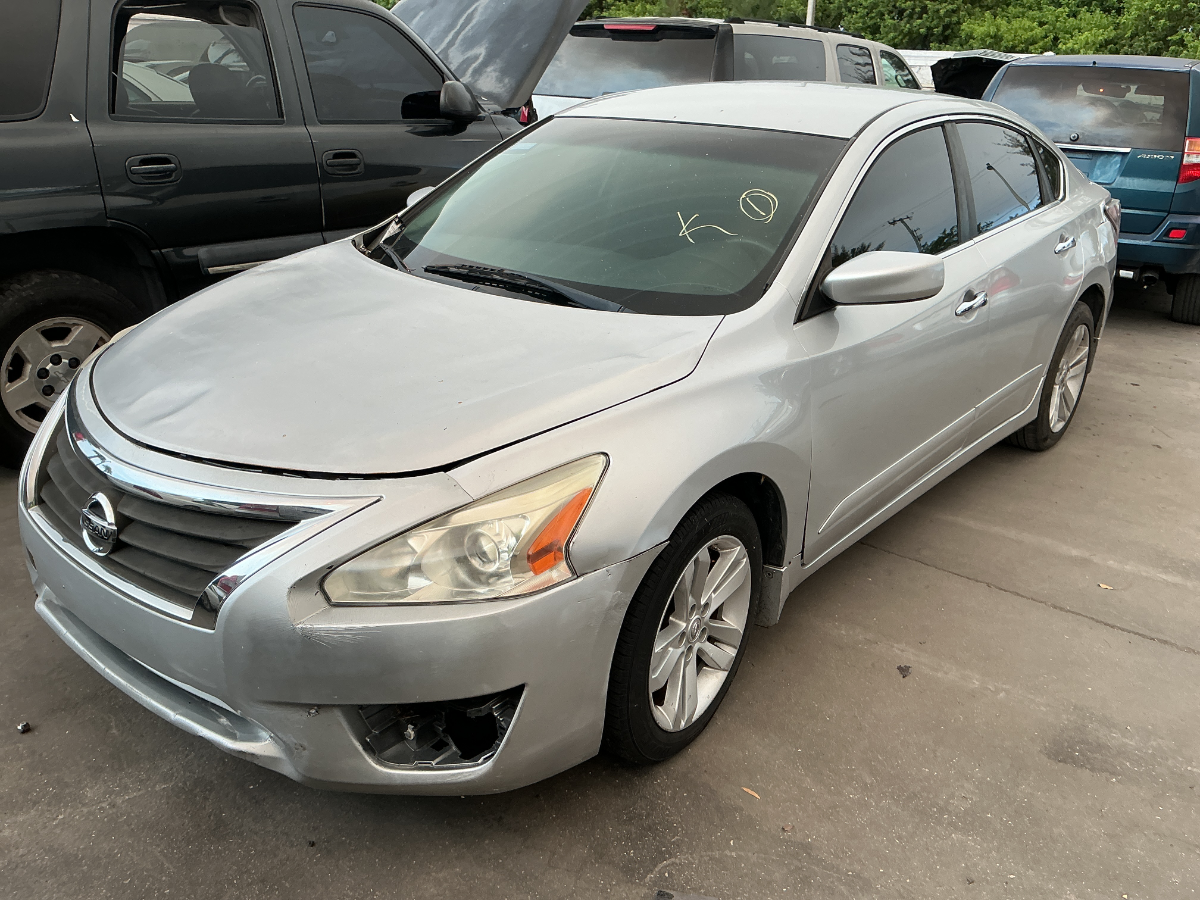 Photo of 2015 Nissan Altima