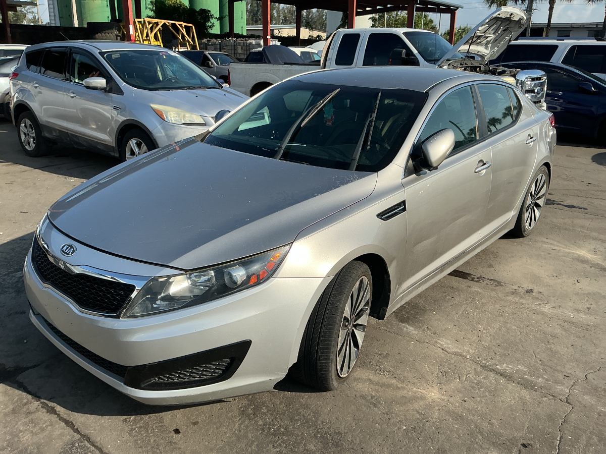 Photo of 2011 Kia Optima