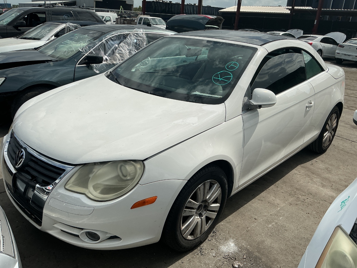 Photo of 2008 Volkswagen Eos