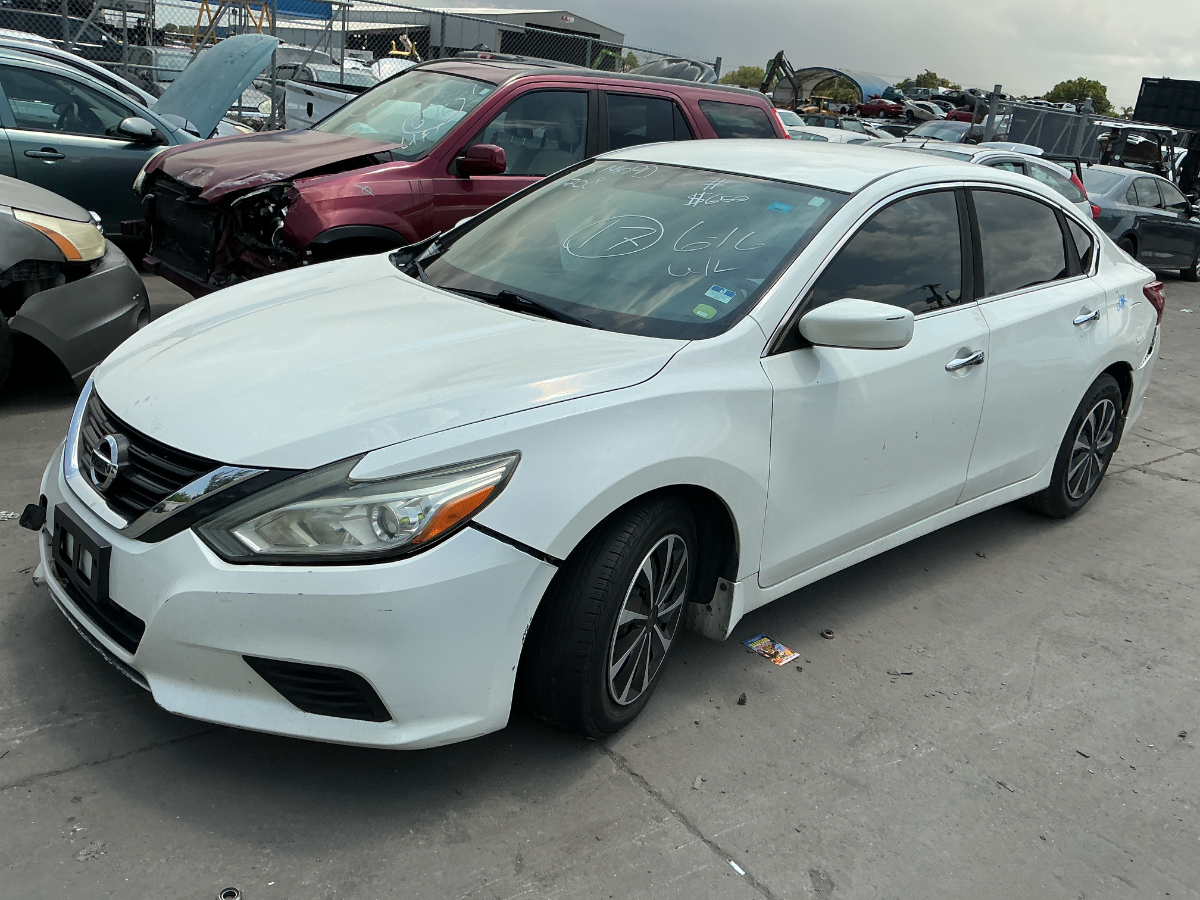 Photo of 2016 Nissan Altima