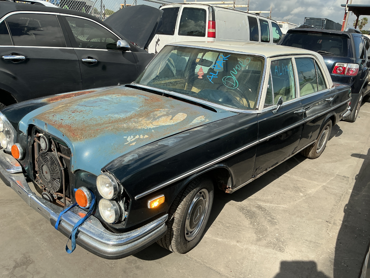 Photo of 1971 Mercedes-Benz C280