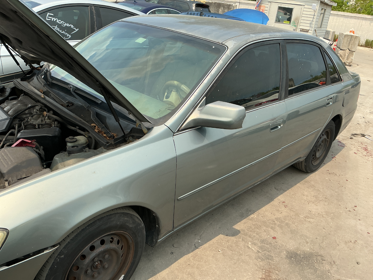 Photo of 2000 Toyota Avalon