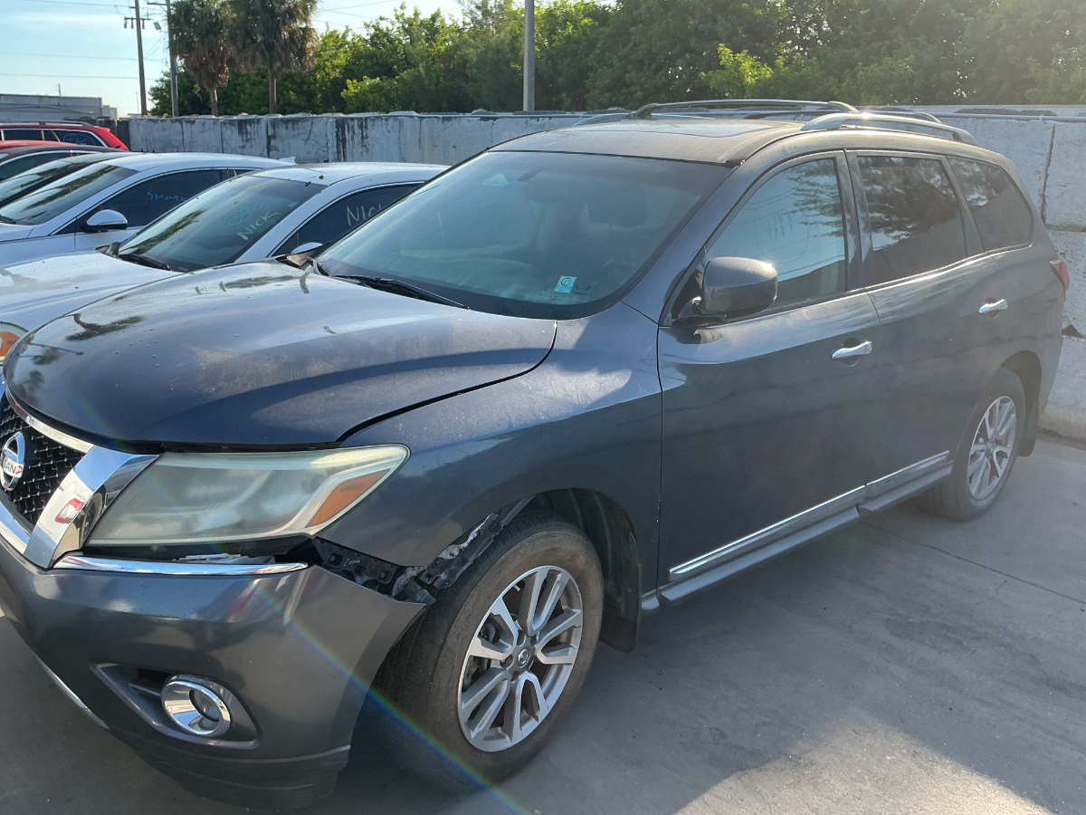 Photo of 2013 Nissan Pathfinder