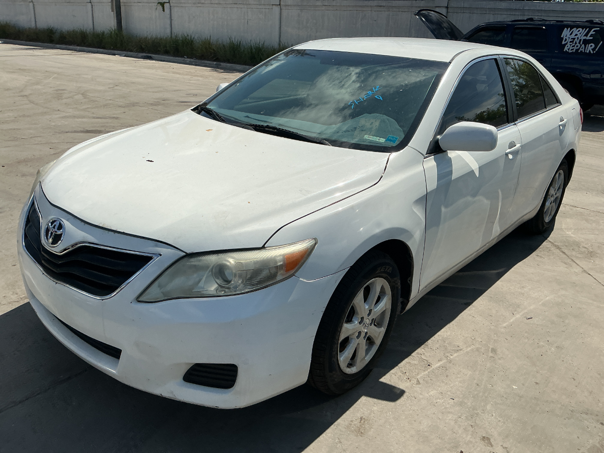 Photo of 2011 Toyota Camry