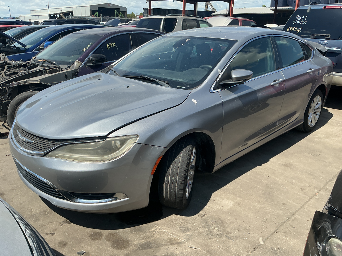 Photo of 2016 Chrysler 200