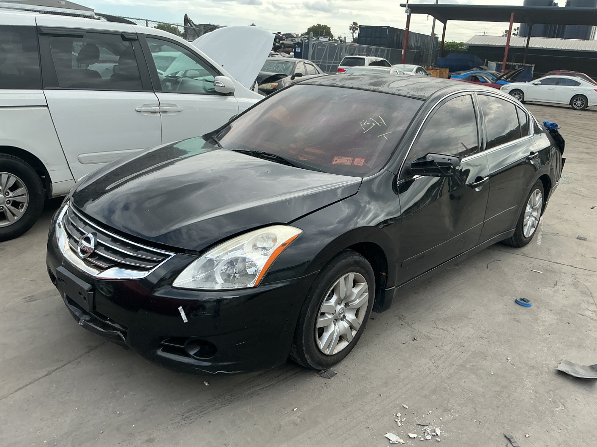 Photo of 2010 Nissan Altima