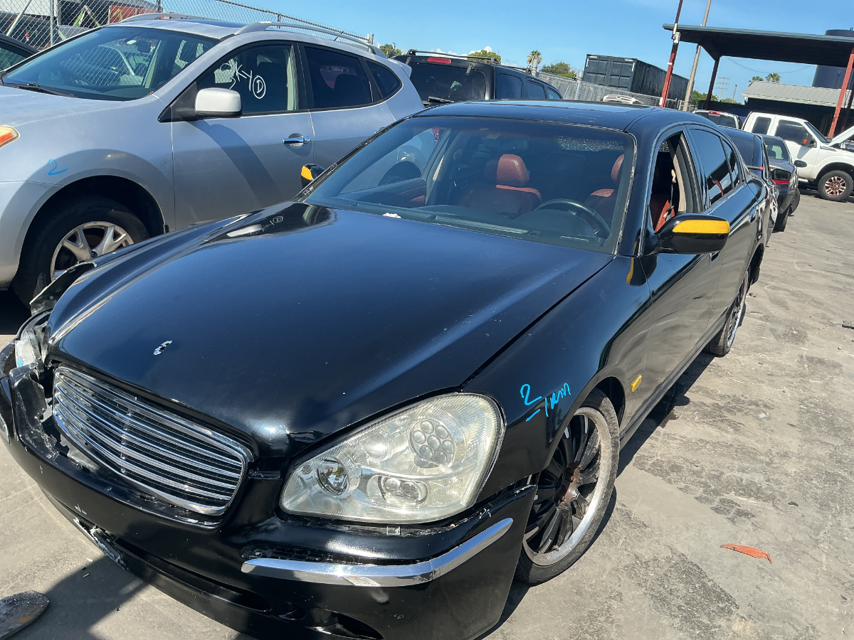 Photo of 2005 Infiniti Q45