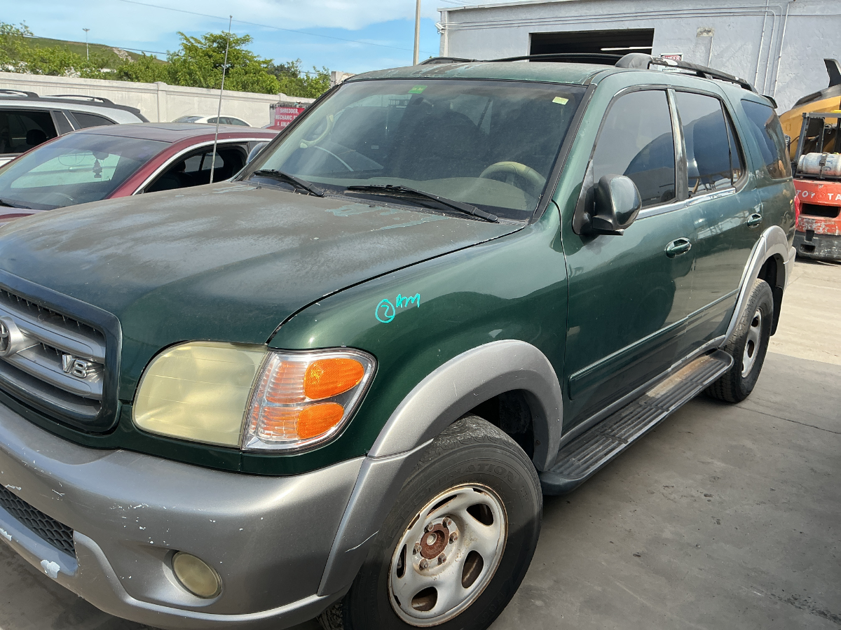 Photo of 2003 Toyota Sequoia