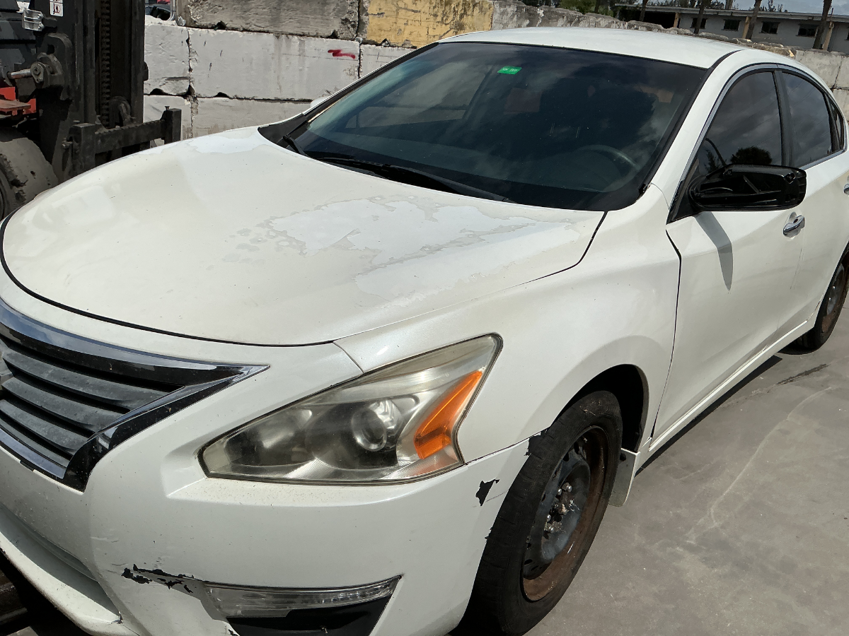 Photo of 2015 Nissan Altima
