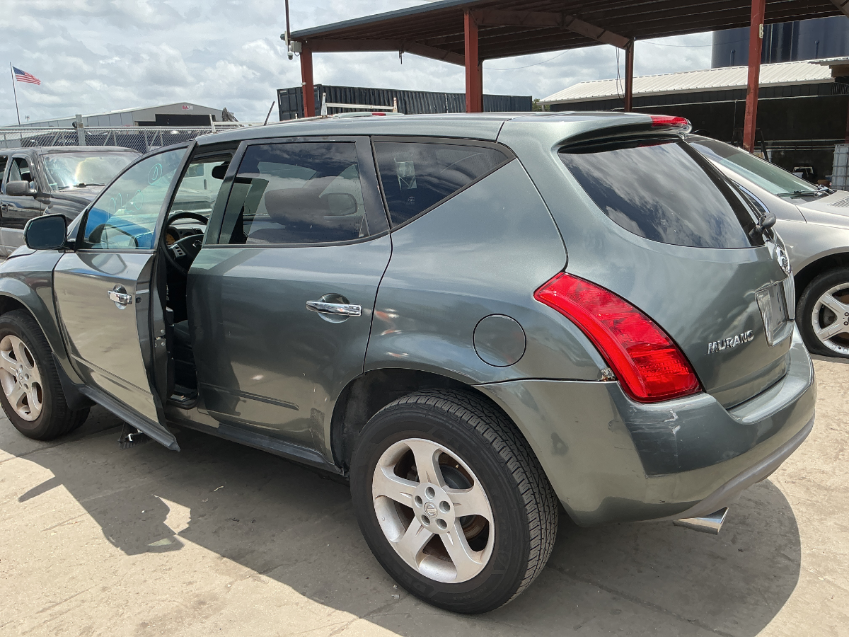 Photo of 2005 Nissan Murano