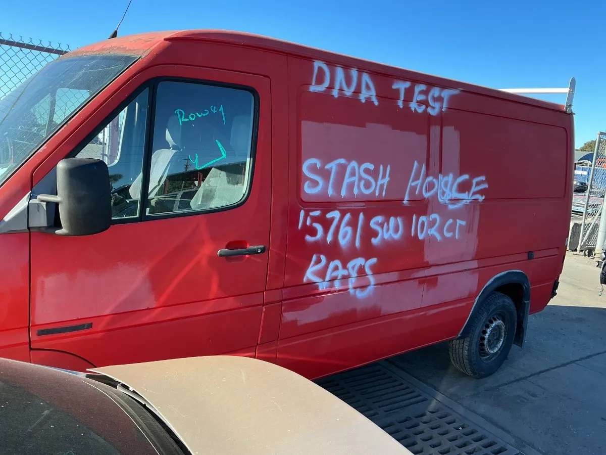 Photo of 2003 Dodge Sprinter 2500