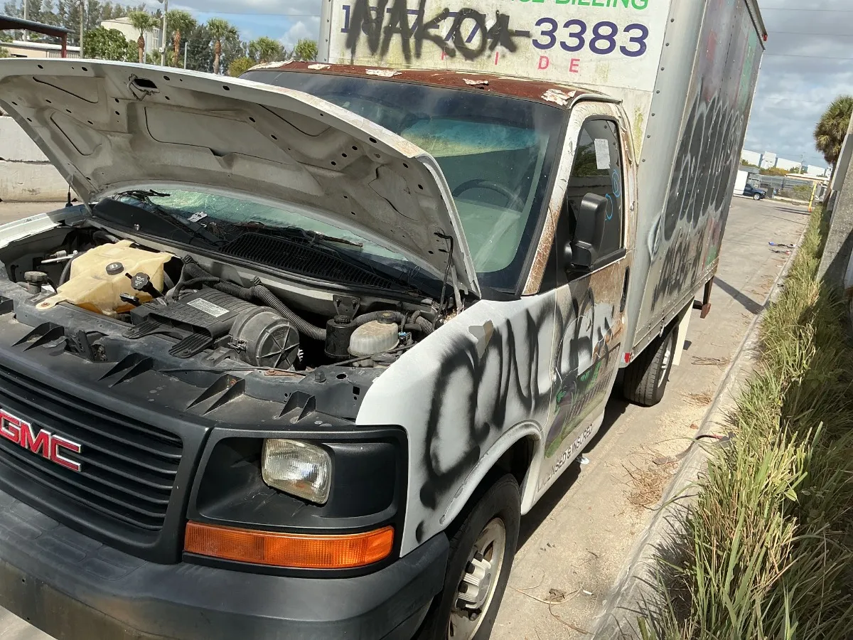 Photo of 2008 Gmc Savana