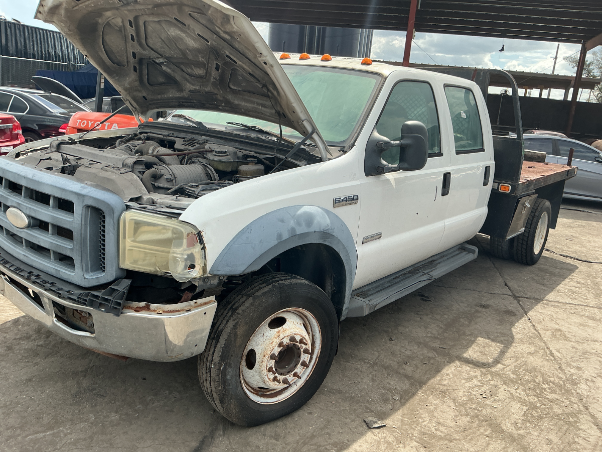 Photo of 2006 Ford F-350