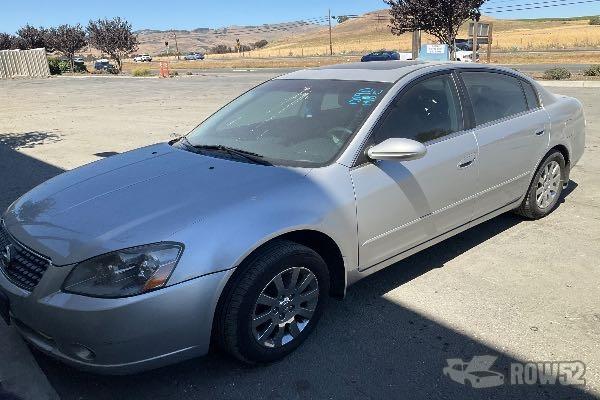 Photo of 2005 Nissan Altima