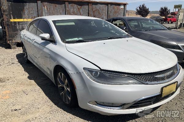 Photo of 2015 Chrysler 200