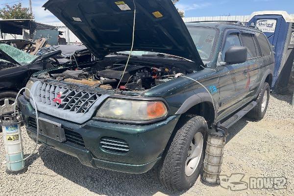 Photo of 2000 Mitsubishi Montero Sport