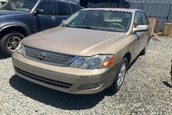 Photo of 2001 Toyota Avalon