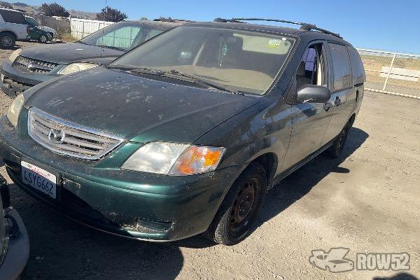 Photo of 2001 Mazda MPV