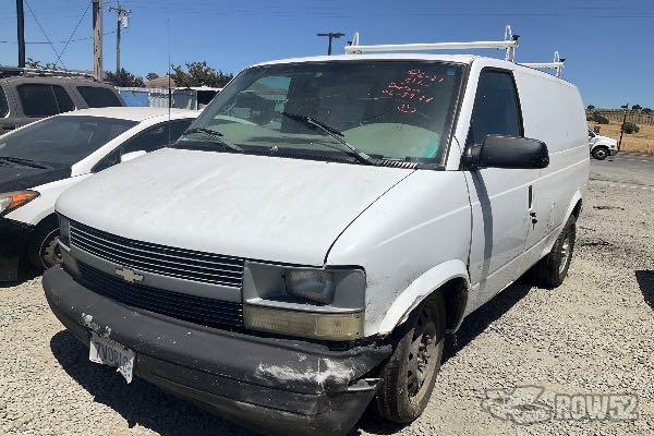Photo of 2005 Chevrolet Astro