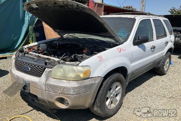 Photo of 2005 Ford Escape