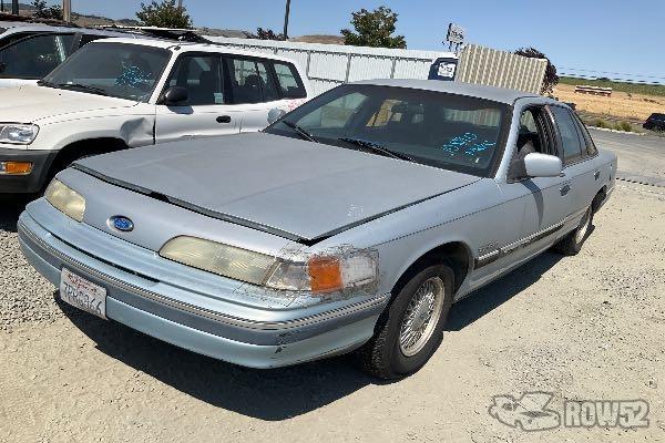 Photo of 1992 Ford Crown Victoria