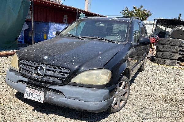 Photo of 2000 Mercedes-Benz M-Class