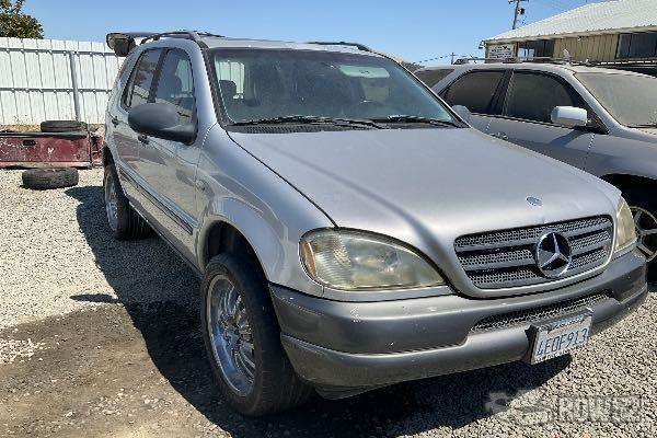 Photo of 1999 Mercedes-Benz M-Class