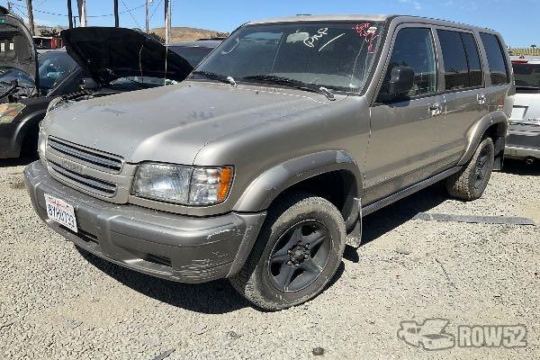 Photo of 2000 Isuzu Trooper