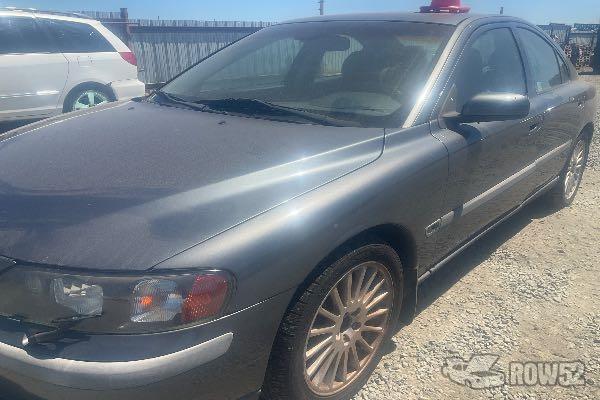 Photo of 2004 Volvo S60