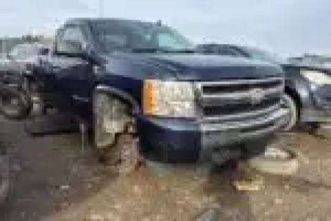 Photo of 2010 Chevrolet Silverado