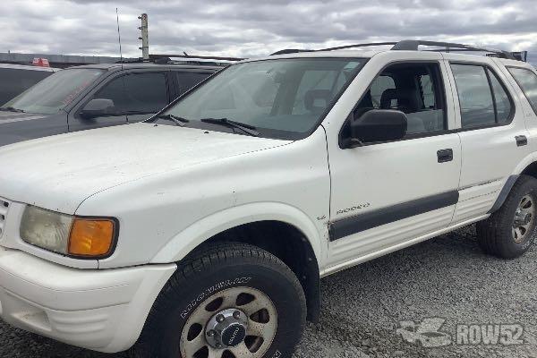 Photo of 1999 Isuzu Rodeo