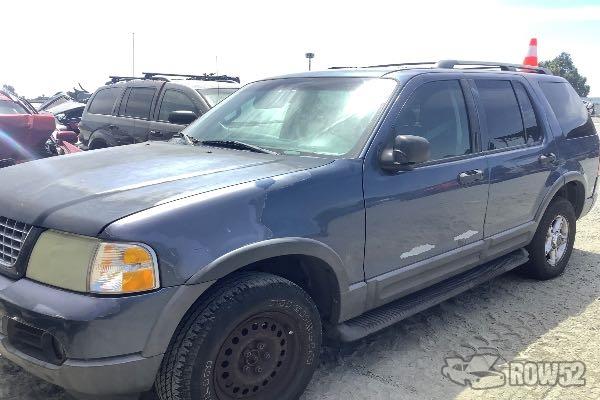 Photo of 2003 Ford Explorer
