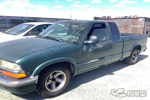 Photo of 1998 Chevrolet S10 Pickup