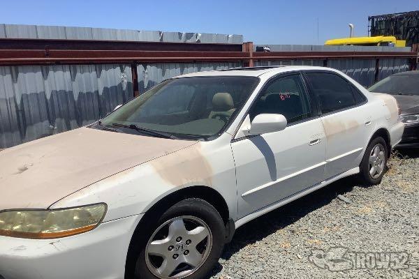 Photo of 2000 Honda Accord