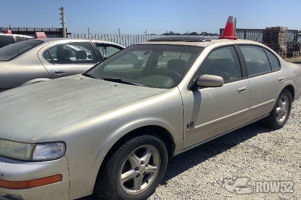 Photo of 1999 Nissan Maxima