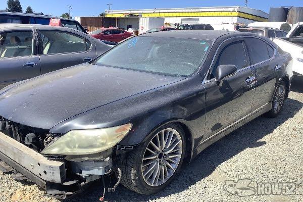 Photo of 2011 Lexus LS 460