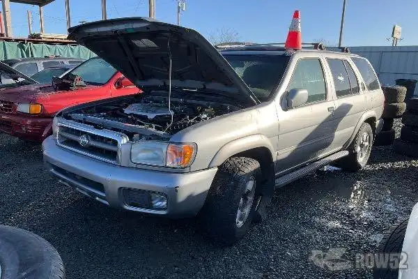 Photo of 2001 Nissan Pathfinder