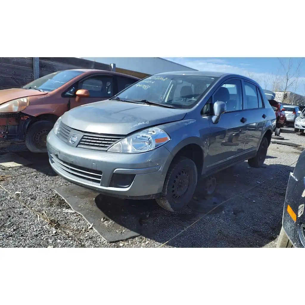 Photo of 2011 Nissan Versa