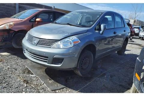 Photo of 2011 Nissan Versa