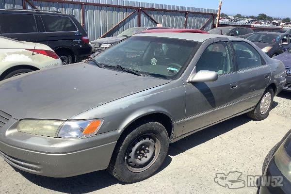 Photo of 1998 Toyota Camry