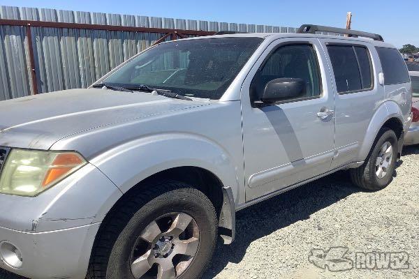 Photo of 2006 Nissan Pathfinder