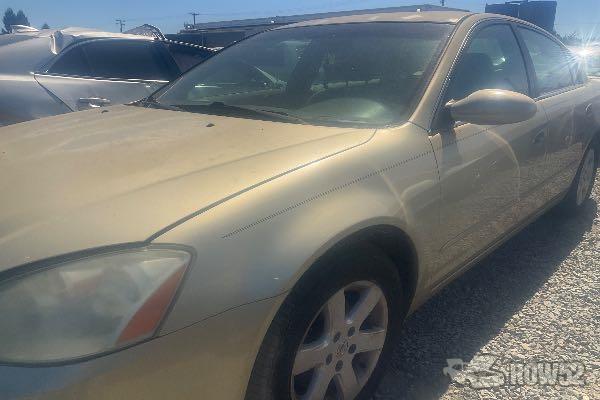 Photo of 2003 Nissan Altima