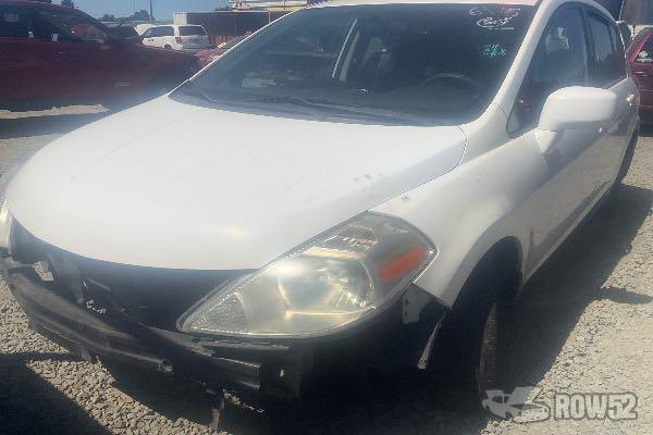 Photo of 2010 Nissan Versa