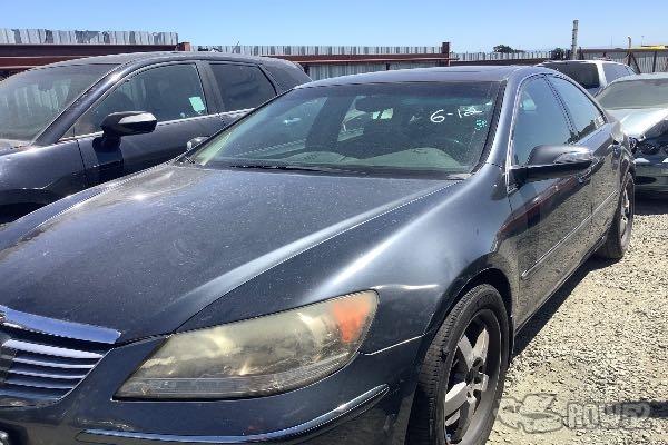 Photo of 2006 Acura RL