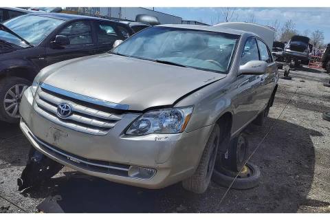 Photo of 2005 Toyota Avalon